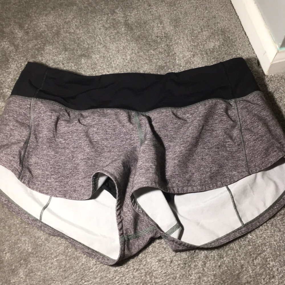 Lululemon speed up short 2.5 in inseam size 4.